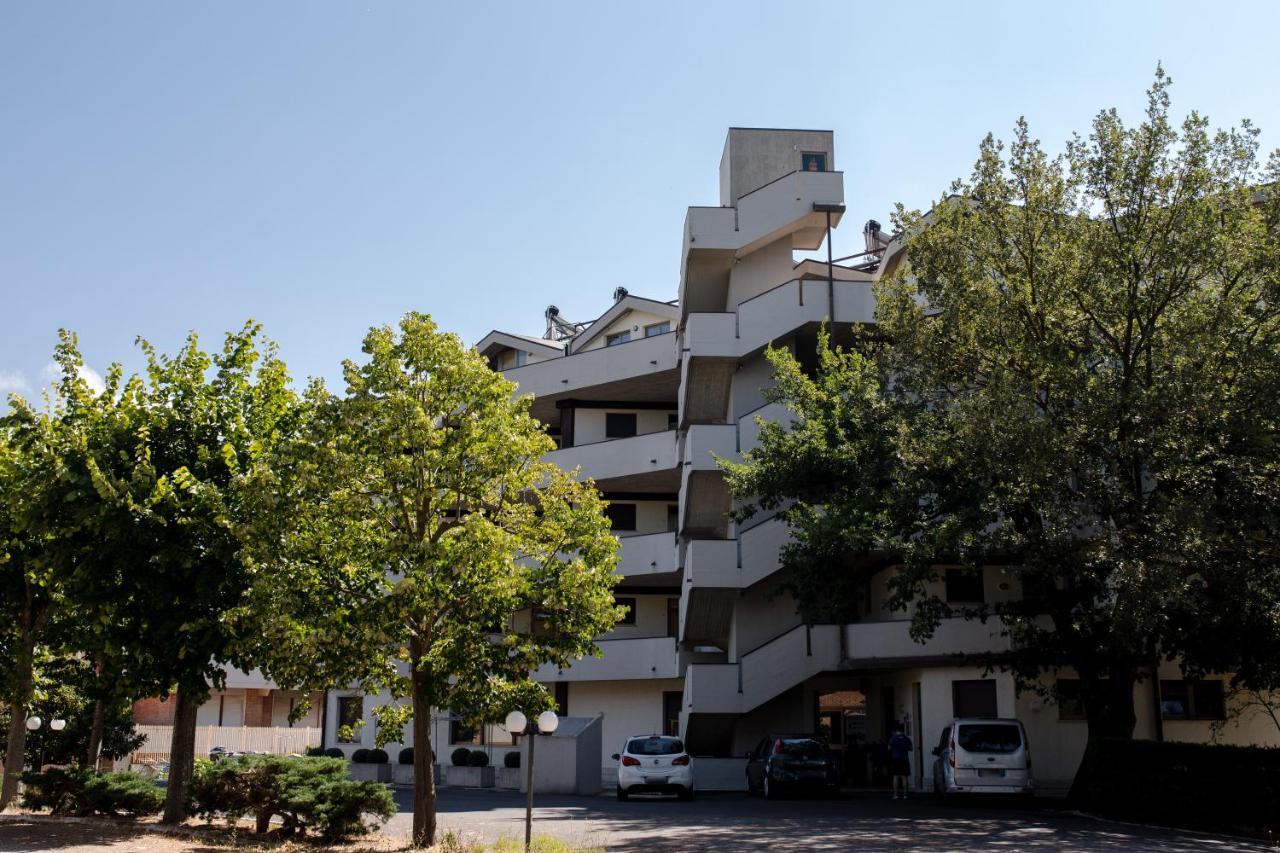 Il Gabbiano Residence Кианчано Терме Екстериор снимка